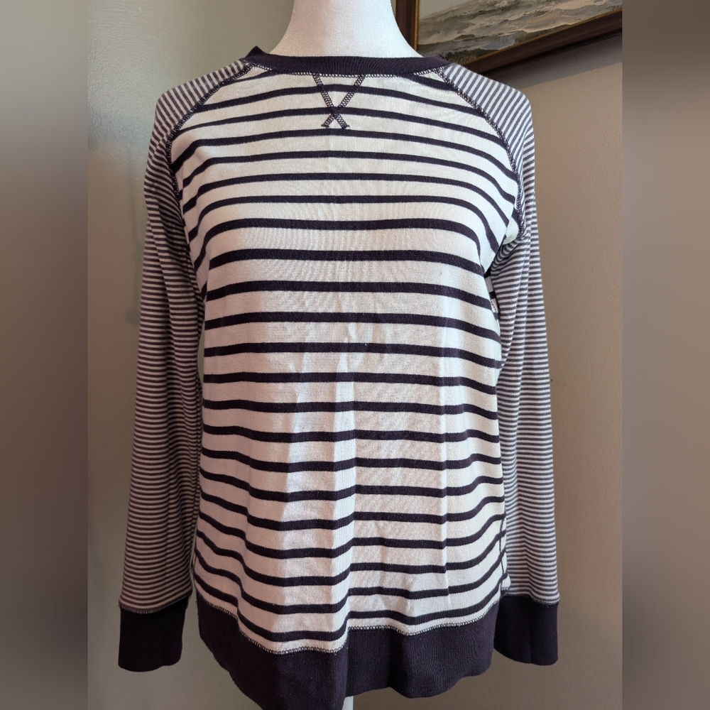 Eddie Bauer sweatershirt